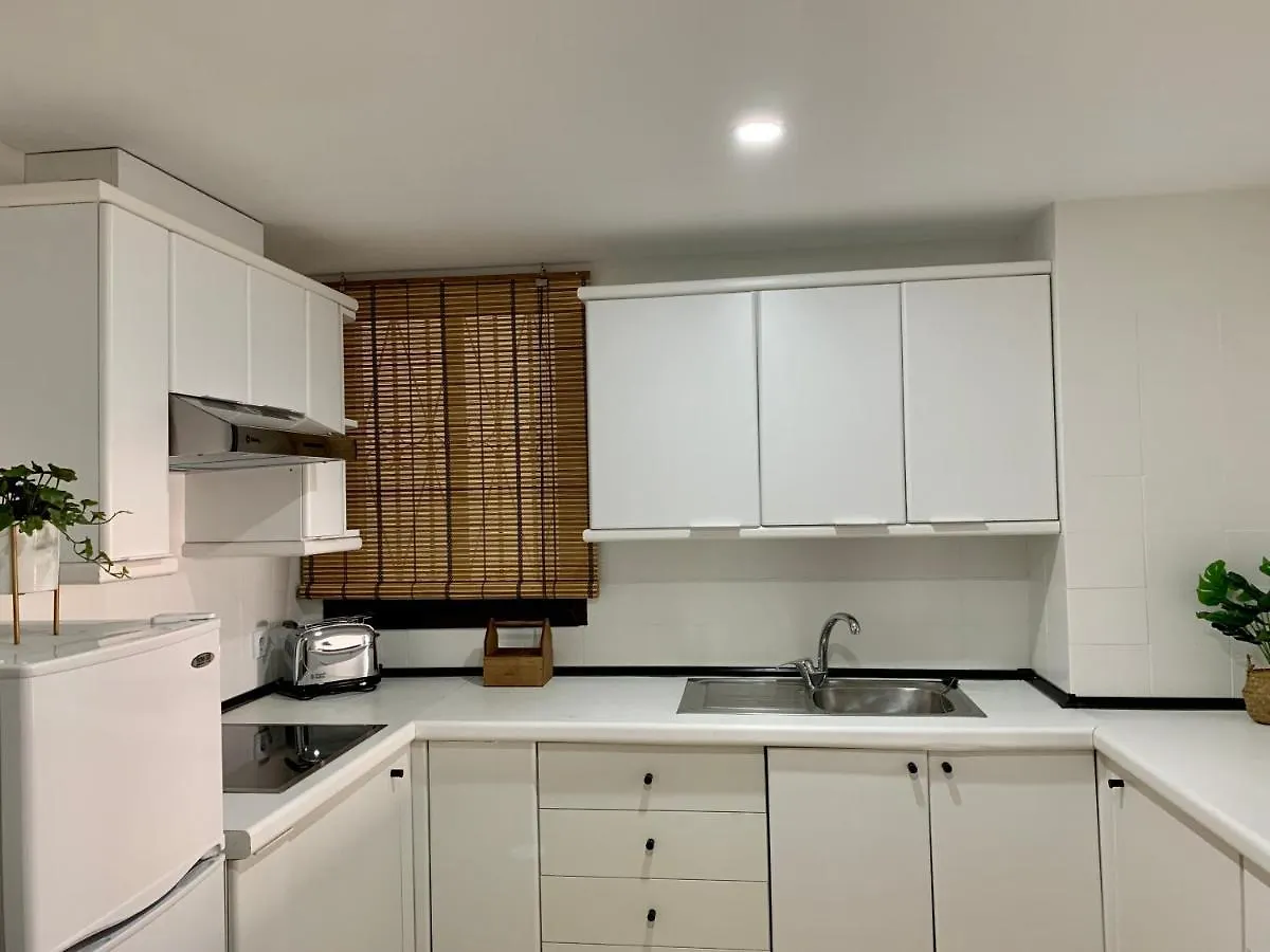Benabola Hotel & Suites Marbella Hotel apartamentowy