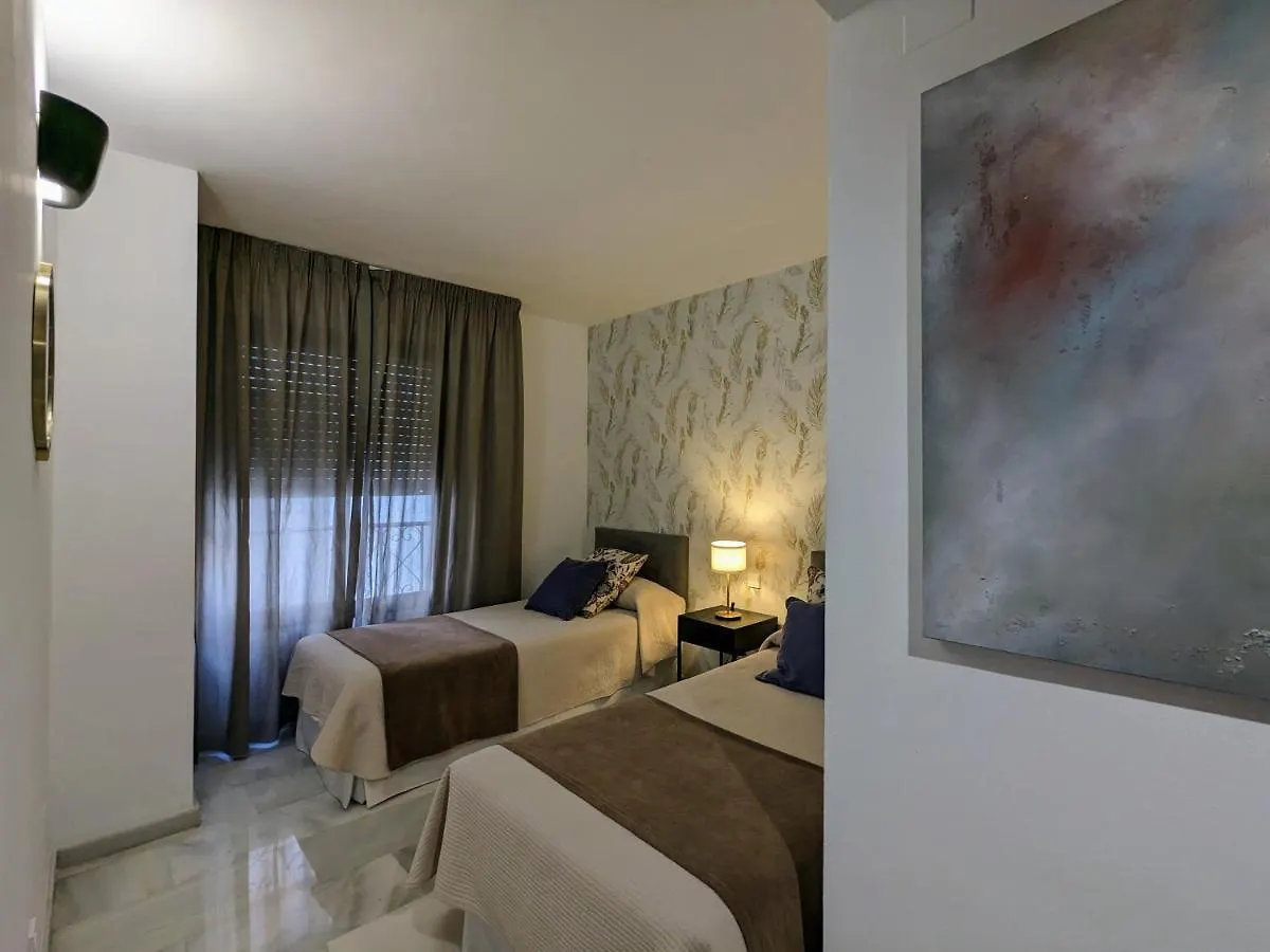 **** Hotel apartamentowy Benabola Hotel & Suites Marbella Hiszpania