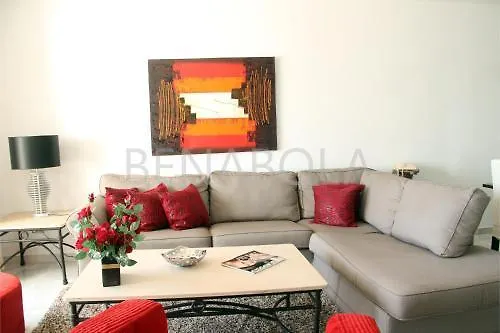 **** Hotel apartamentowy Benabola Hotel & Suites Marbella Hiszpania