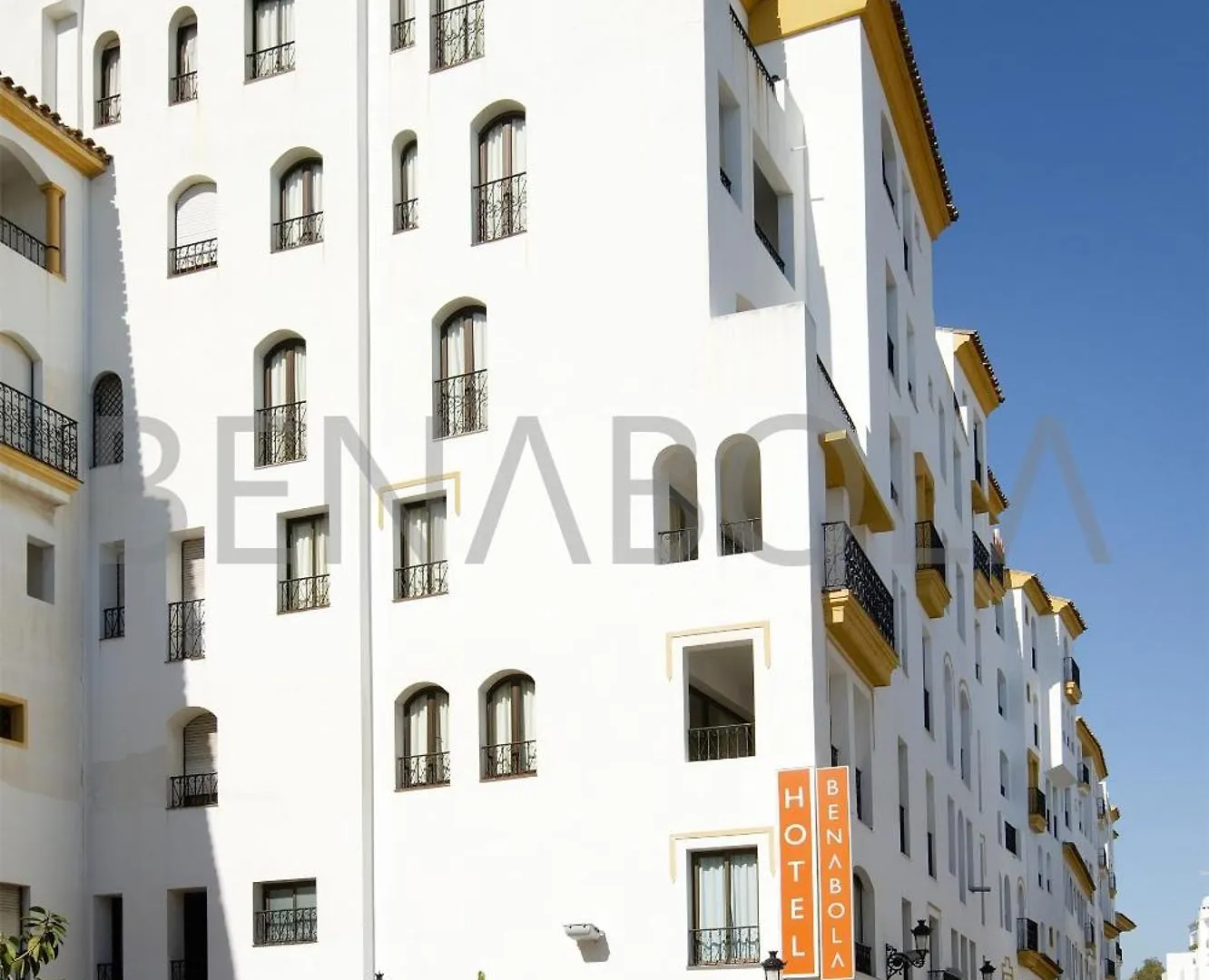 Benabola Hotel & Suites Marbella 4*,